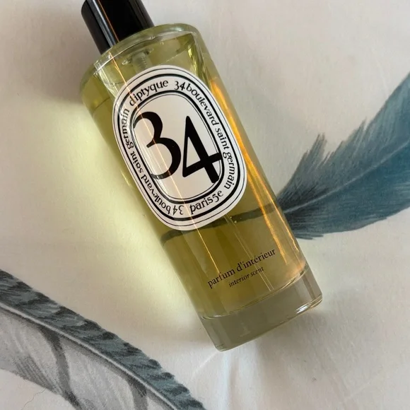 Diptyque 34 Boulevard Saint Germain Interior Scent - Golden Hue - Picture 1 of 7